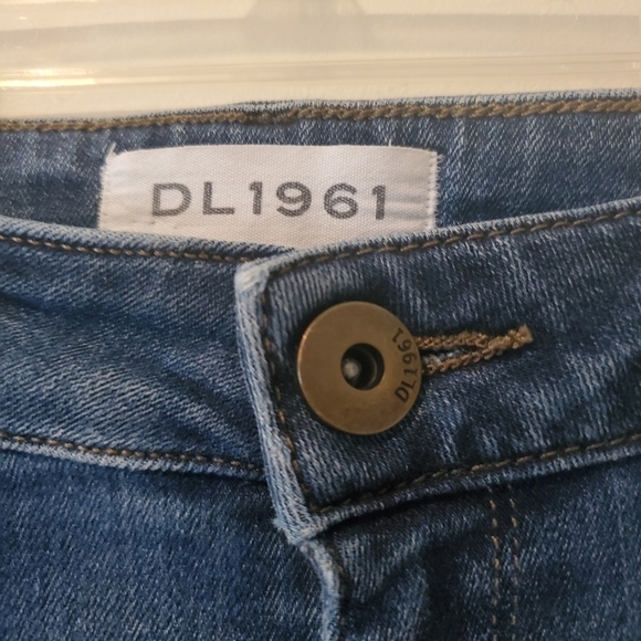 DL1961 Bridget Instasculpt Bootcut Jeans in Peak - Picture 8 of 15